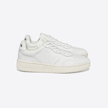 Veja V-90 LEATHER WHITE